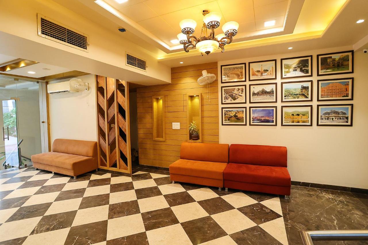Royal Gm Plaza Ξενοδοχείο Τζαϊπούρ Εξωτερικό φωτογραφία